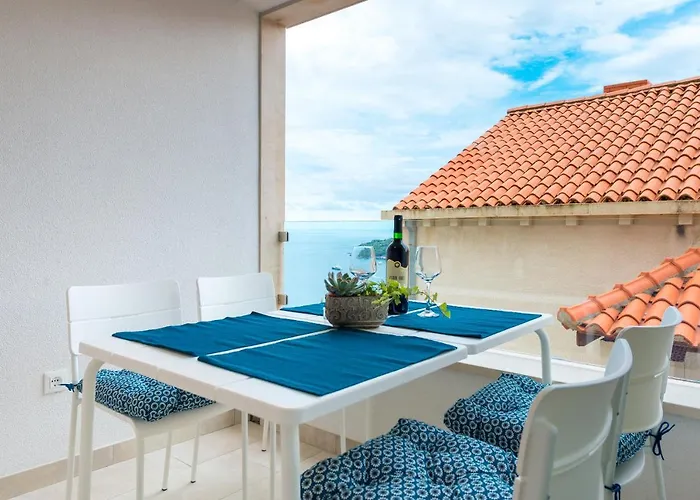 Apartament Tophill Deluxe *